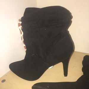 Black zip up pump boot